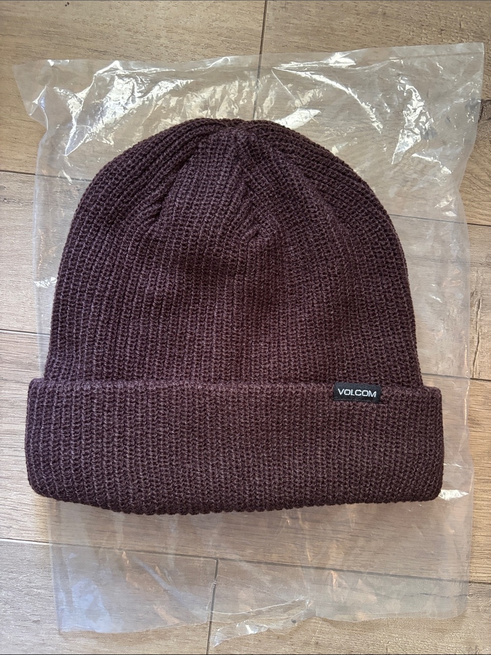 Volcom women’s Beanie in Dark Brown Knit
